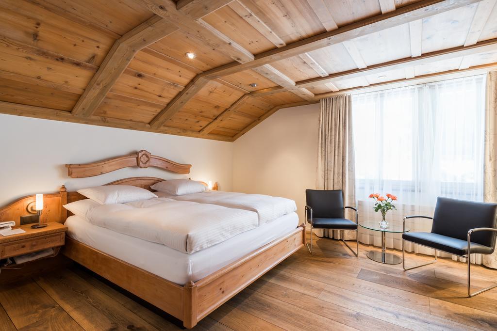 Hotel Schoenegg Wengen Bagian luar foto
